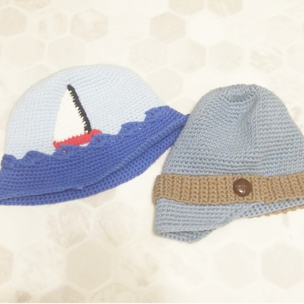 Set of 2 croched hats